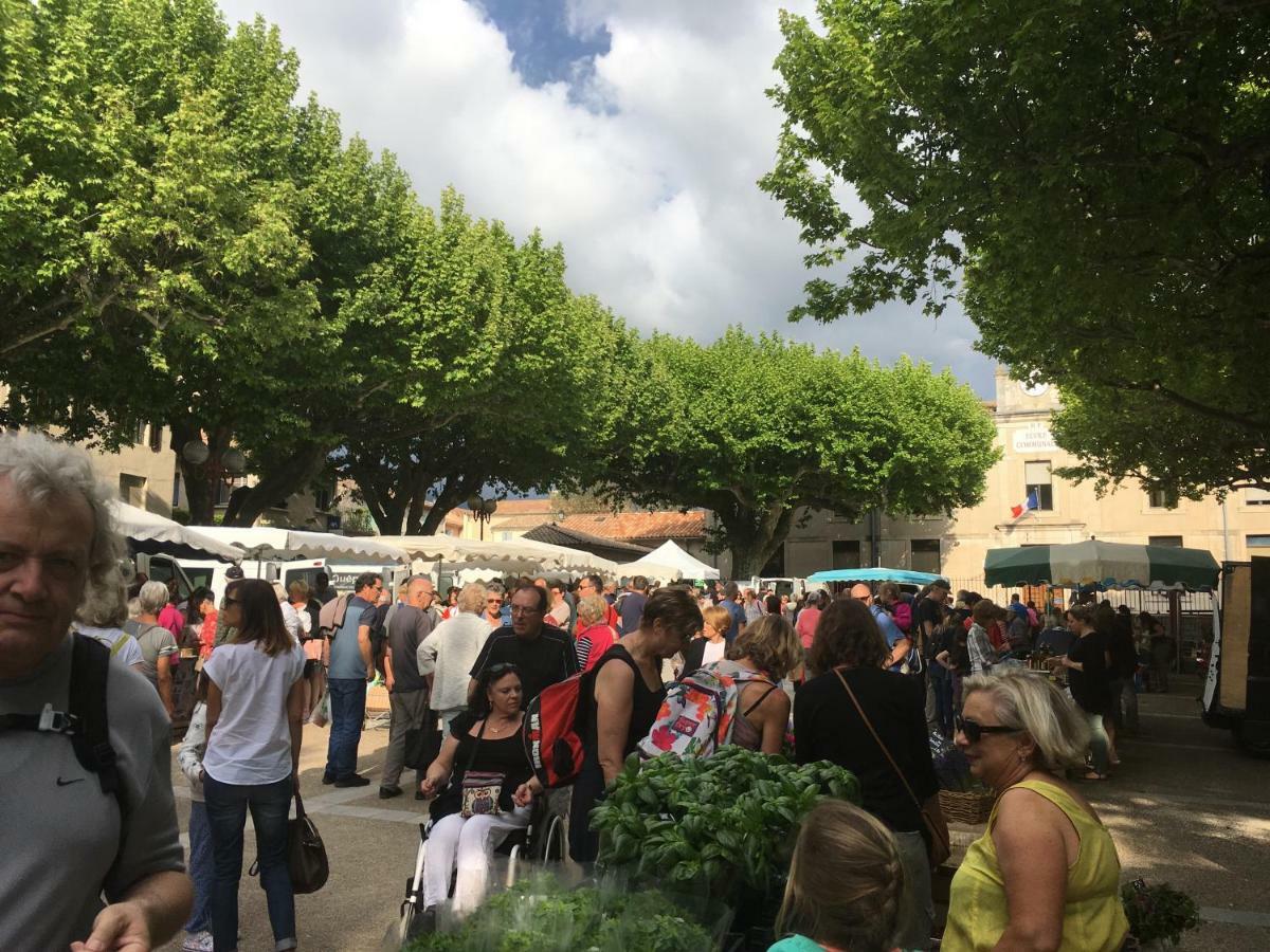 "La Place Du Village" 贝端 外观 照片